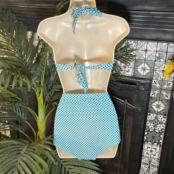 Retro Style High Waisted Bikini - Picture 7 of 13